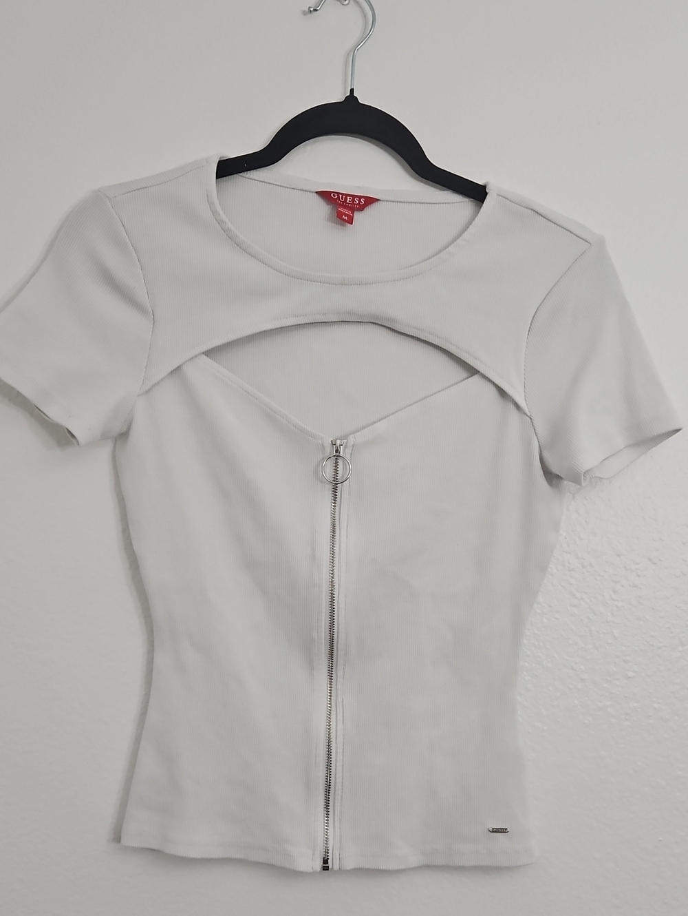GUESS White Short Sleeve Front-Zip Cutout Top